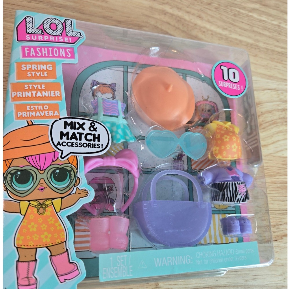 LOL Surprise Fashions Spring Style Mix and Match Doll Accessories 10 Surprises